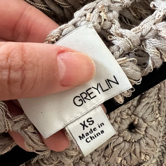 ANTHROPOLOGIE GREYLIN Crochet Short Sleeve Fringe Boho Taupe Top XS - Picture 5 of 6